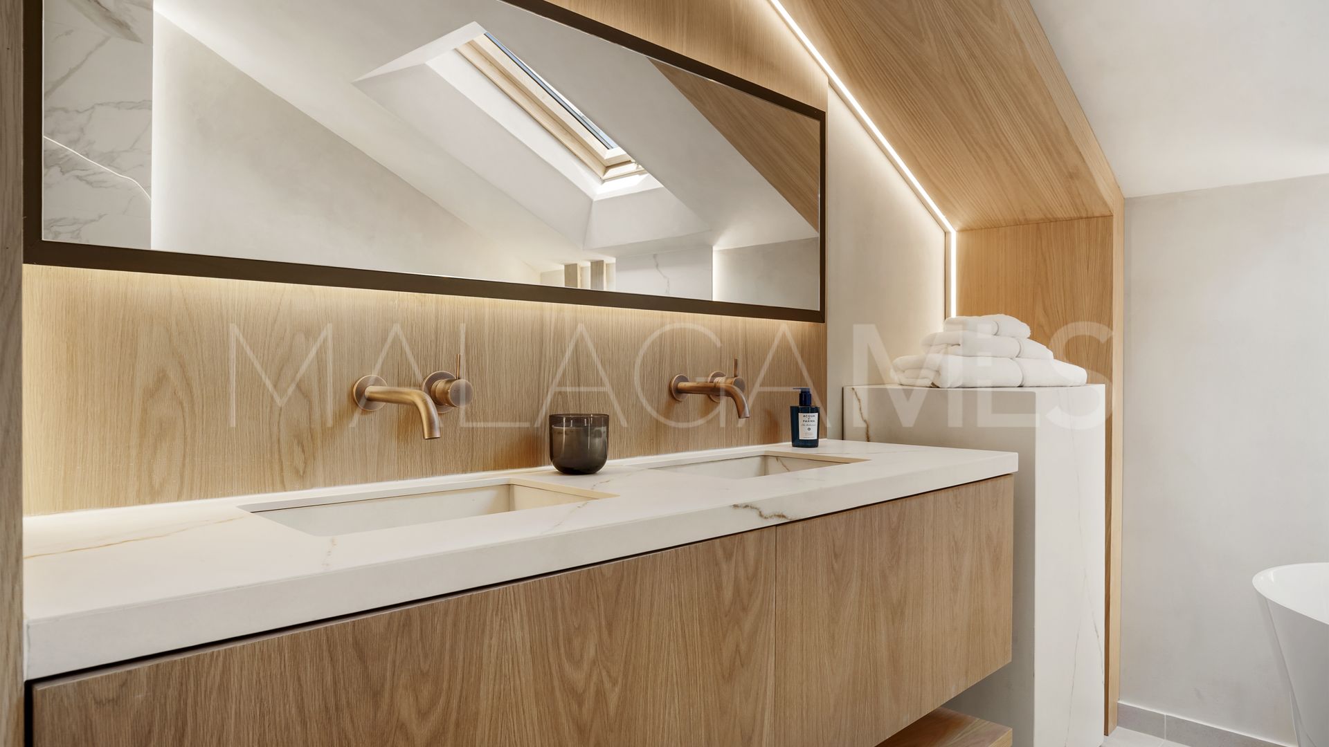 Radhus for sale in Marbella Golden Mile