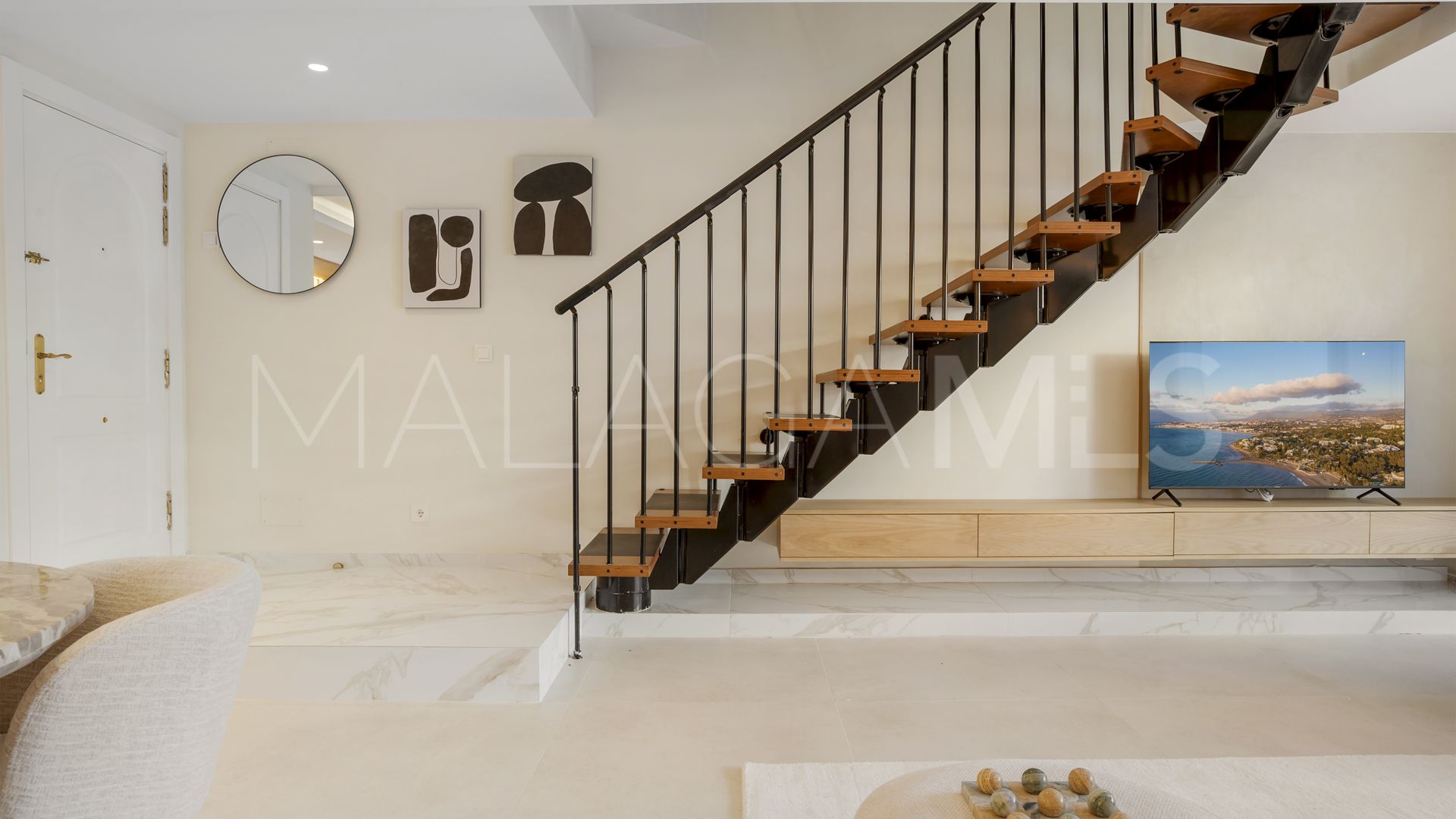 Radhus for sale in Marbella Golden Mile