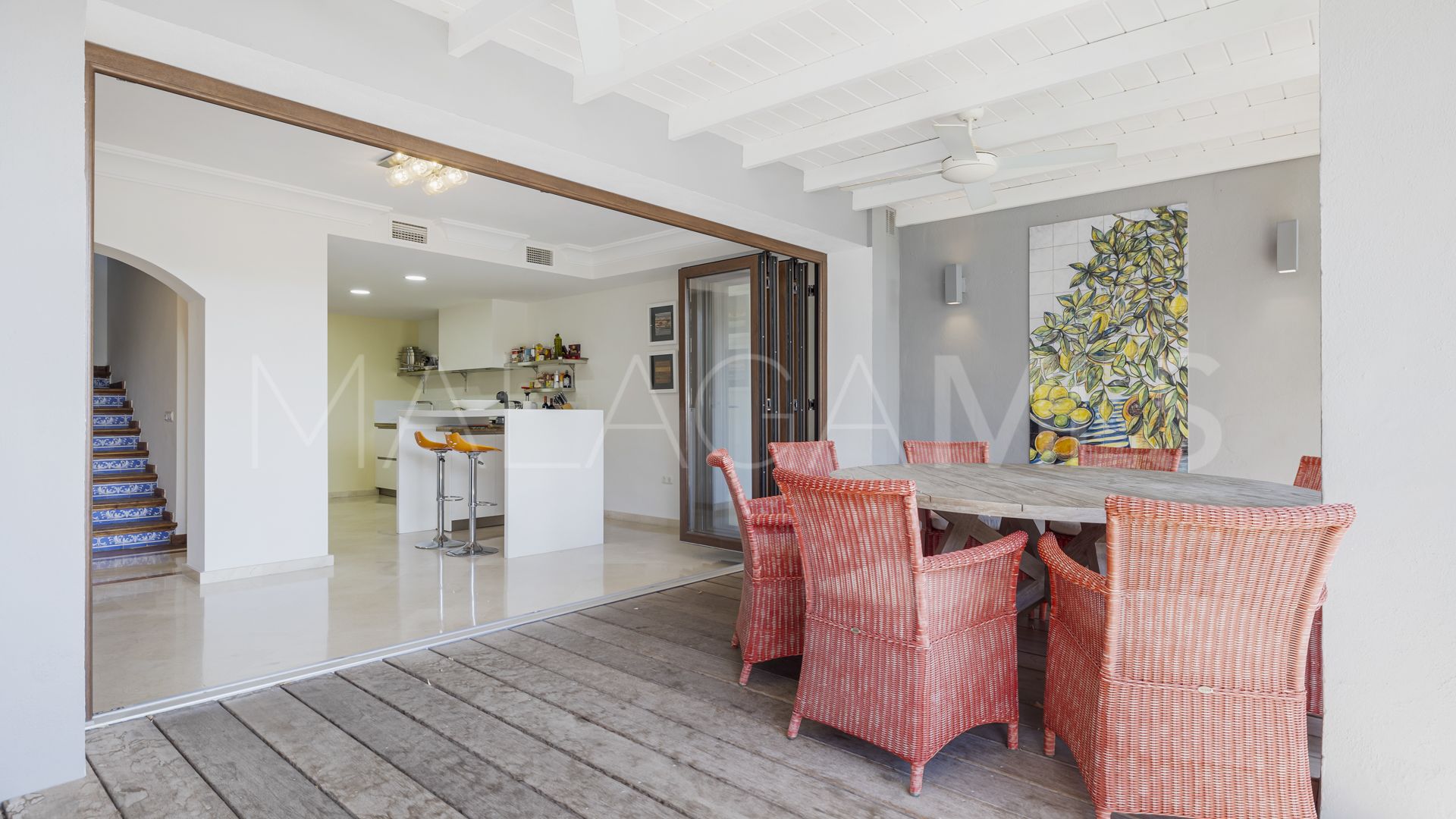 Town house for sale in Benahavis with 5 bedrooms