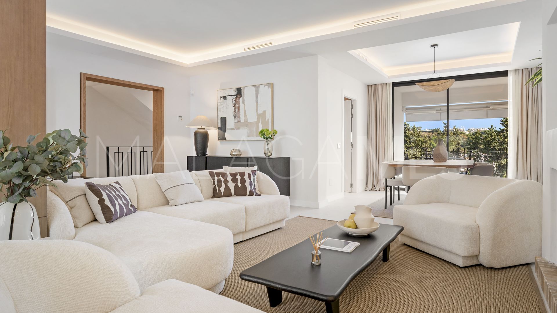 Radhus for sale in Los Olivos