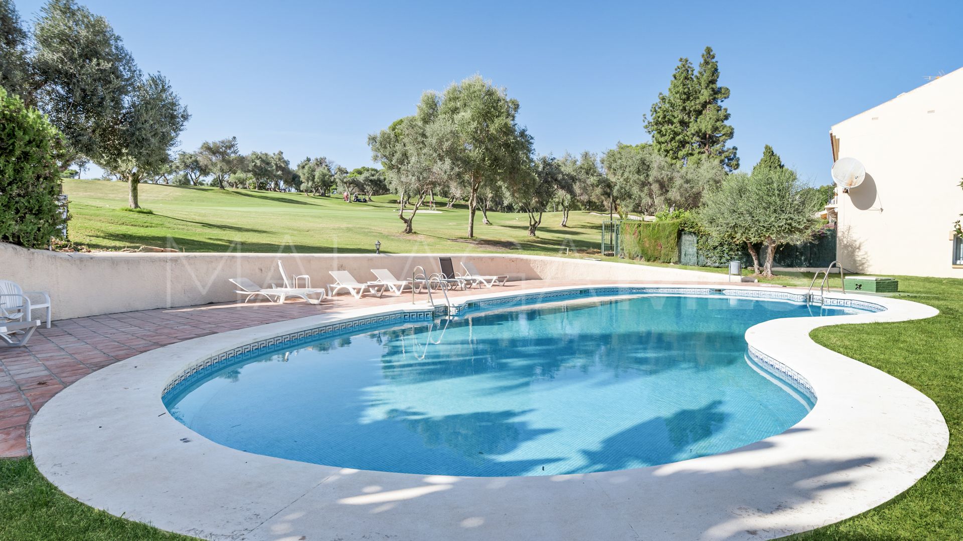 Radhus for sale in Los Olivos