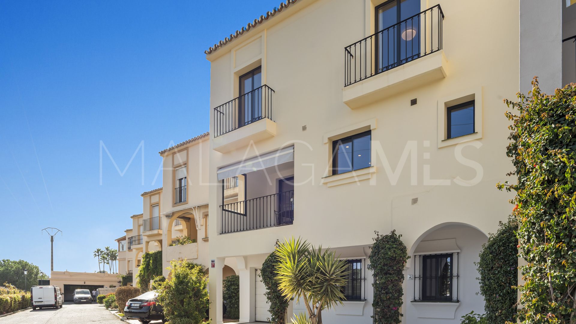 Radhus for sale in Los Olivos