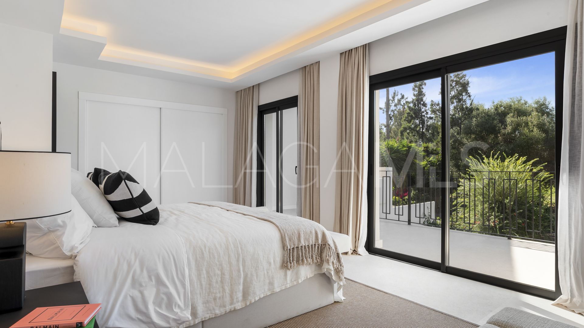 Radhus for sale in Los Olivos