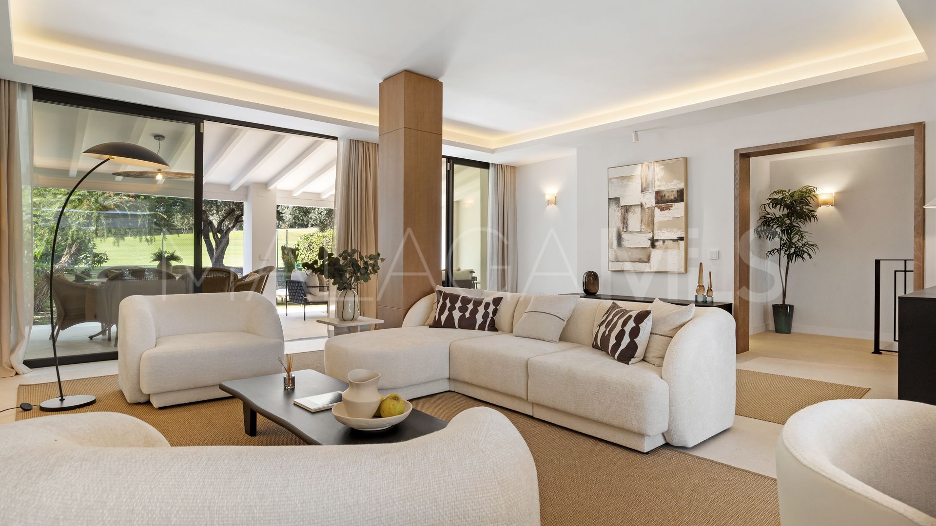 Radhus for sale in Los Olivos