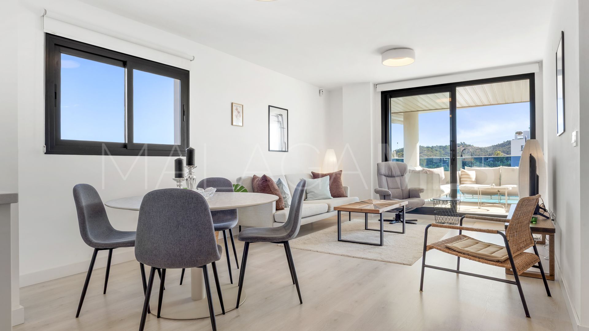 For sale Las Lagunas 2 bedrooms apartment