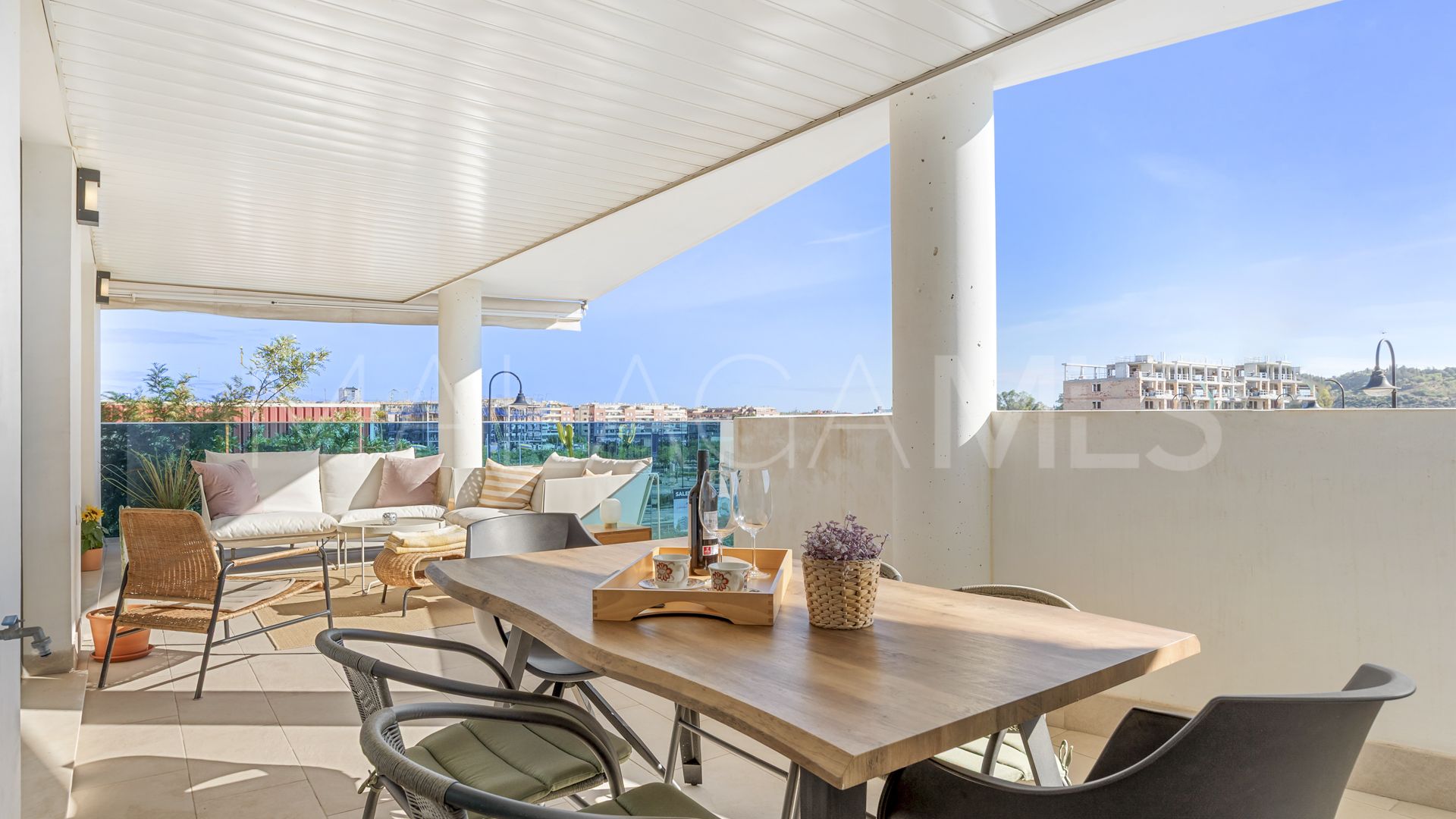 For sale Las Lagunas 2 bedrooms apartment