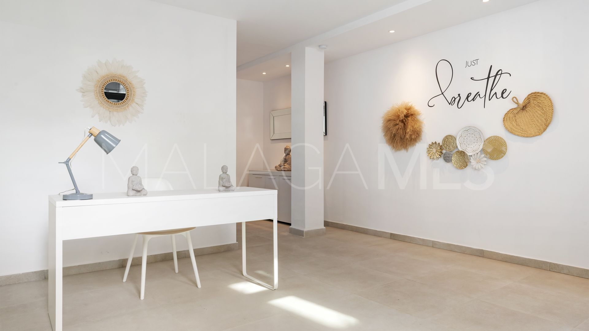 Hus i byn for sale in La Cerquilla