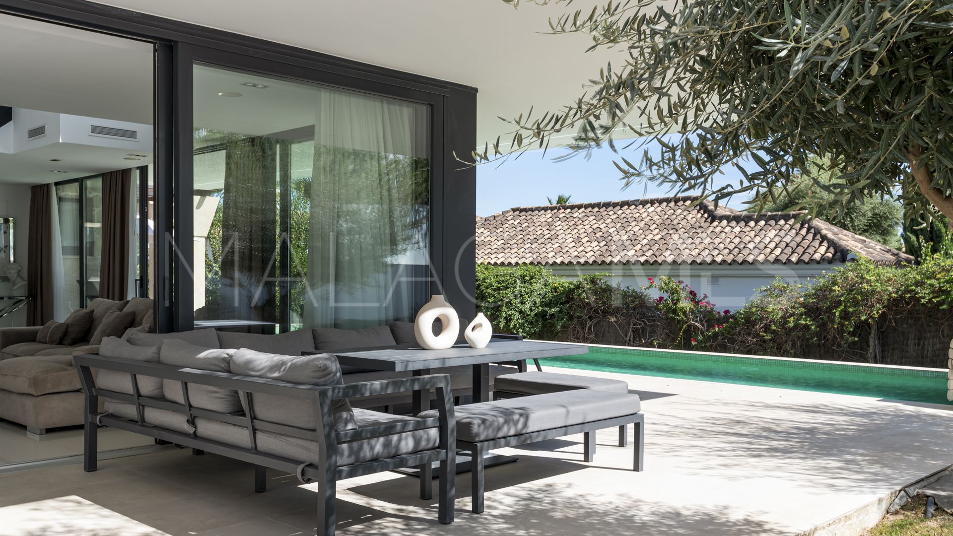 Hus i byn for sale in La Cerquilla
