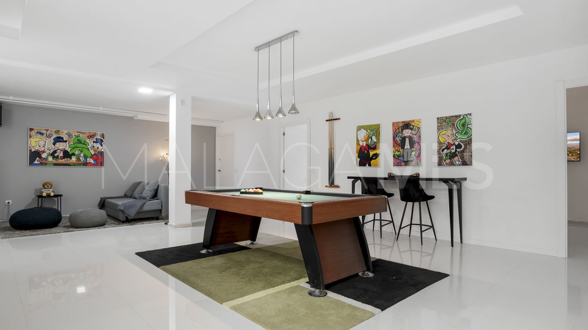 Hus i byn for sale in La Cerquilla