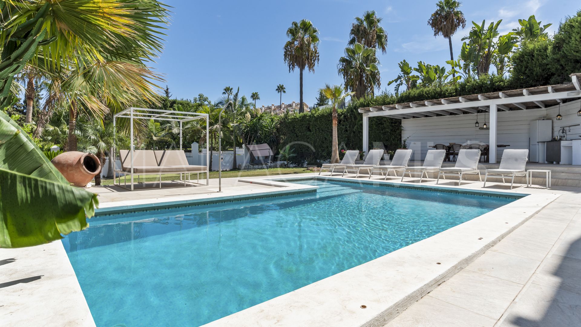 Haus for sale in Nueva Andalucia
