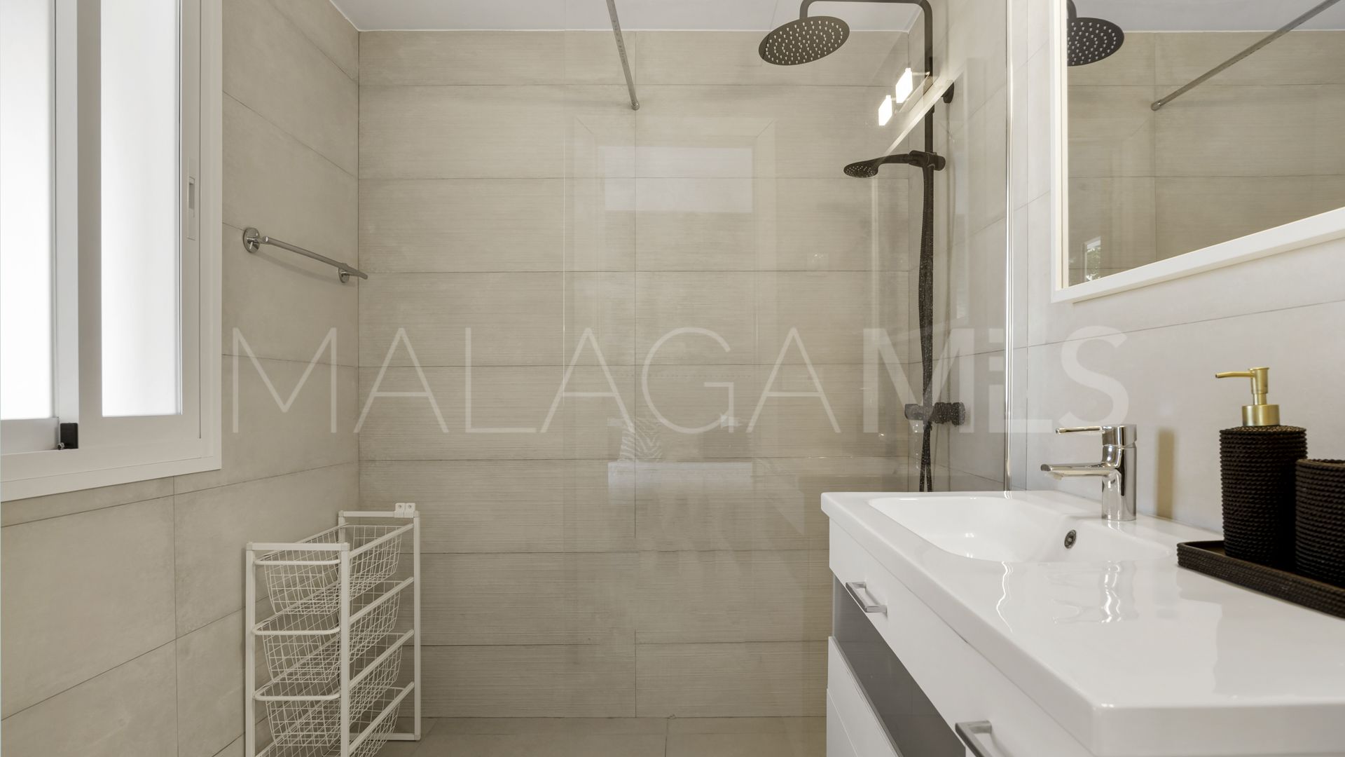 Haus for sale in Nueva Andalucia