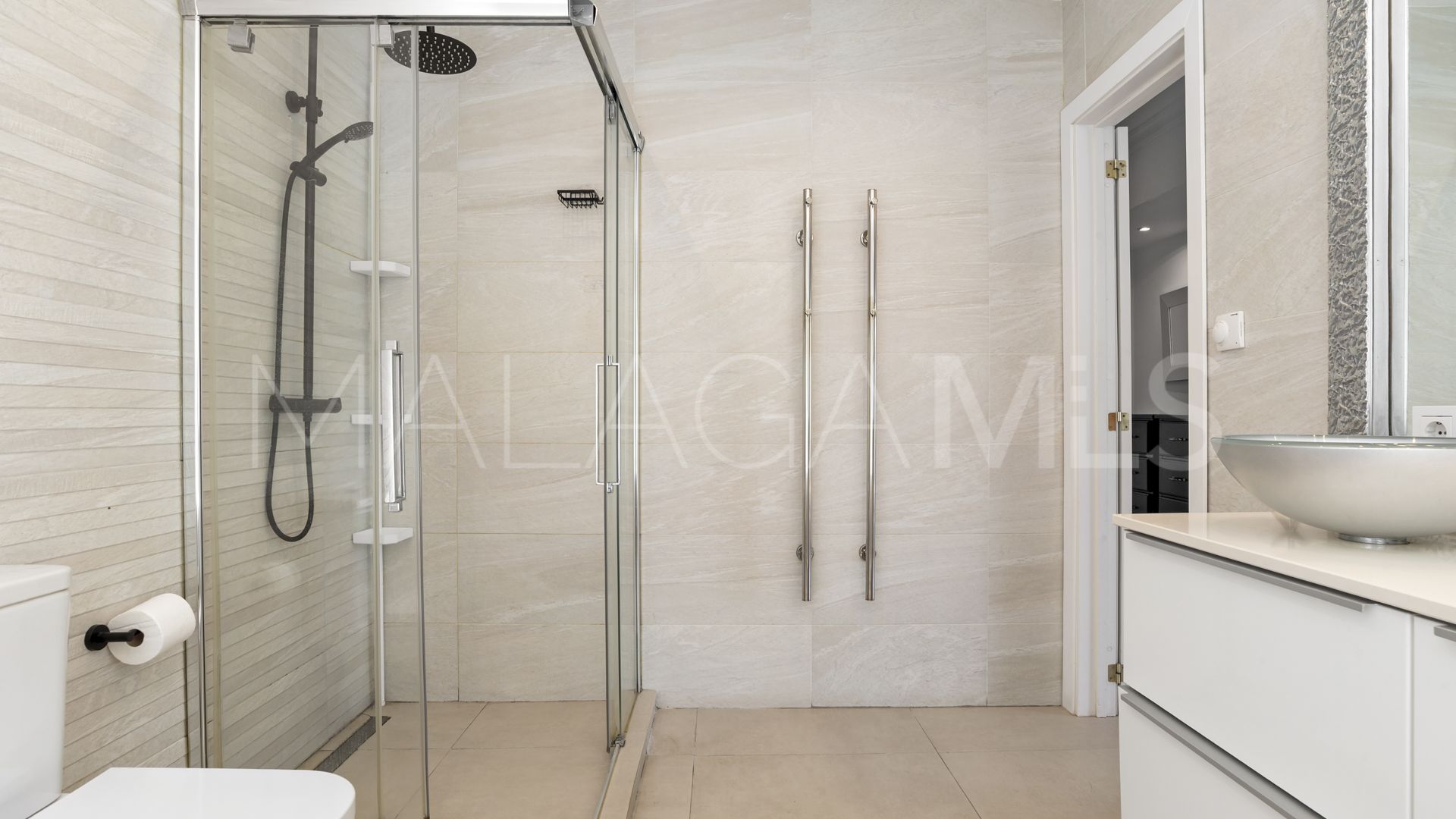 Haus for sale in Nueva Andalucia