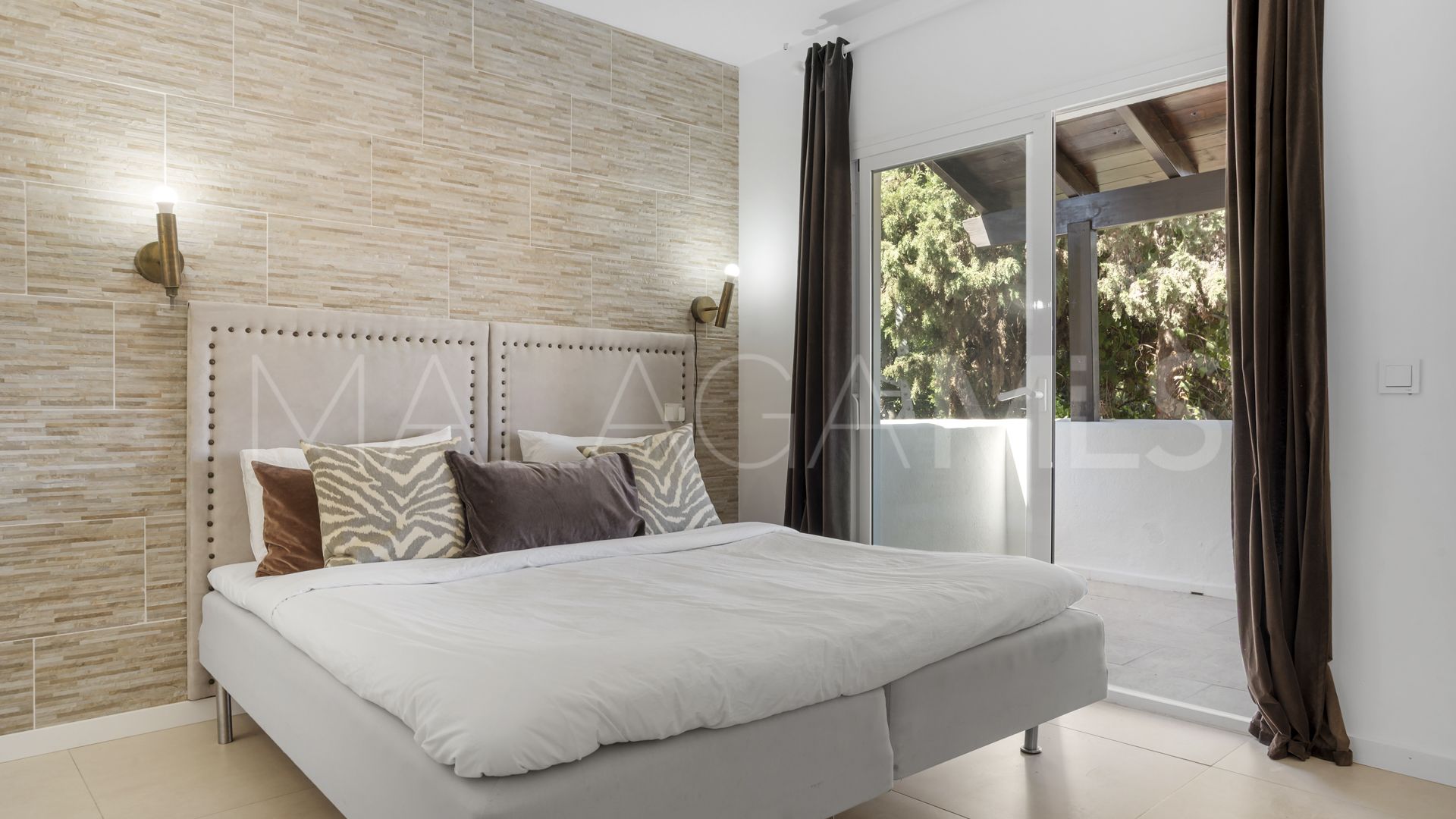 Haus for sale in Nueva Andalucia