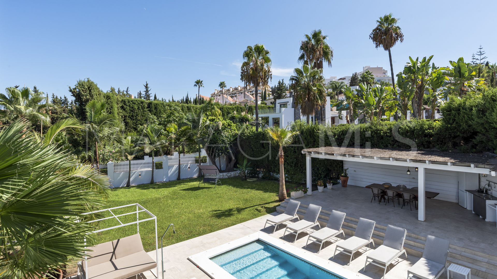 Haus for sale in Nueva Andalucia