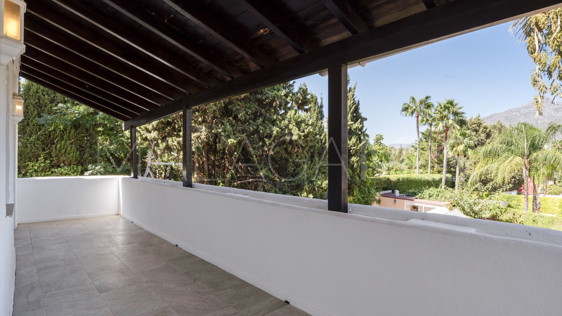 Haus for sale in Nueva Andalucia