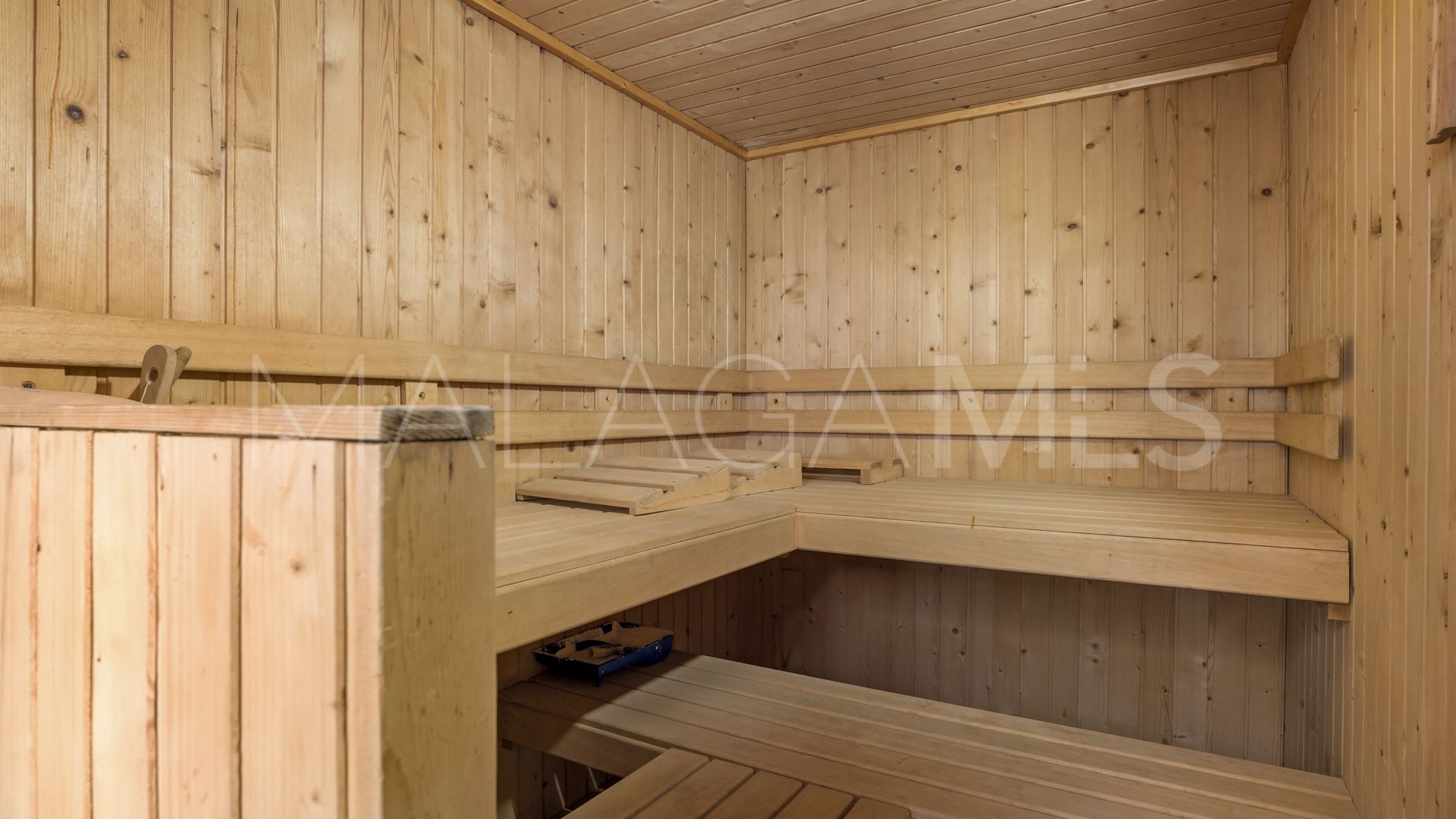 Haus for sale in Nueva Andalucia