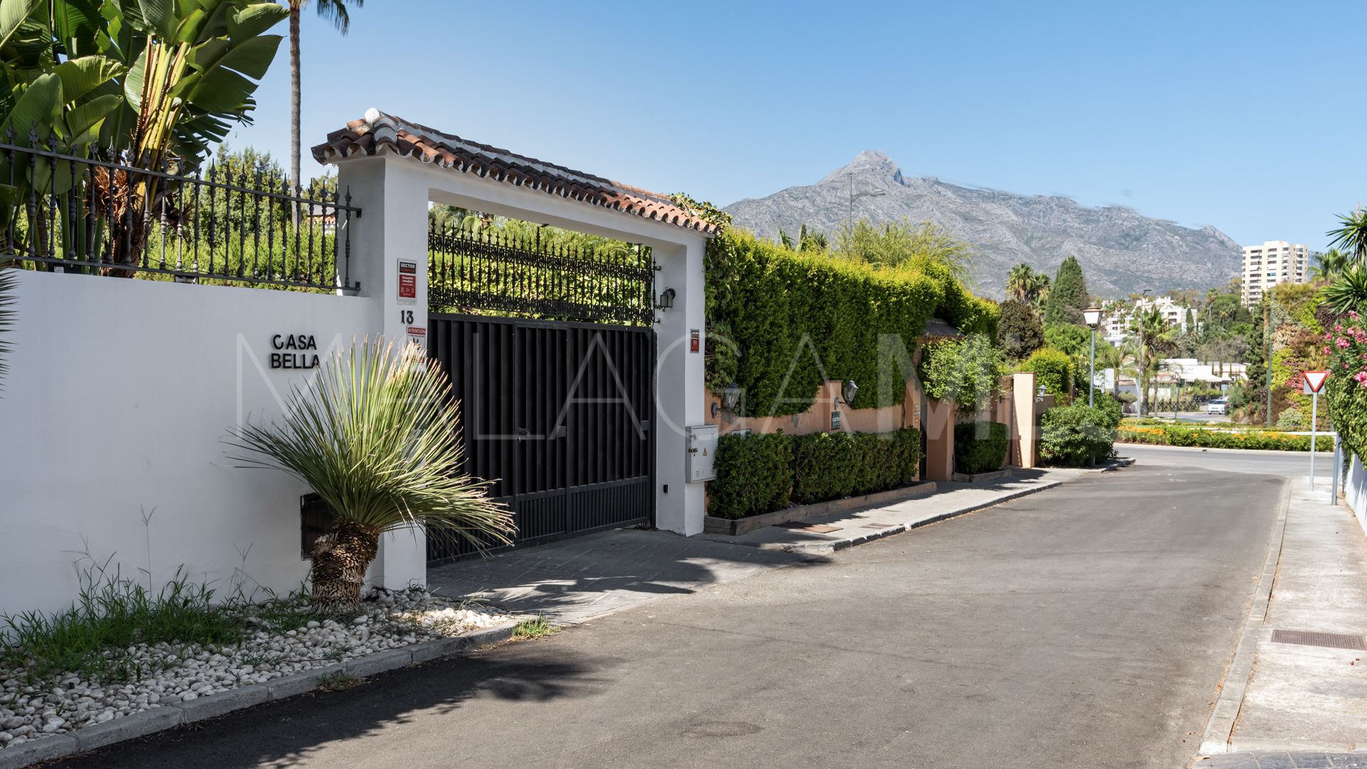 Haus for sale in Nueva Andalucia