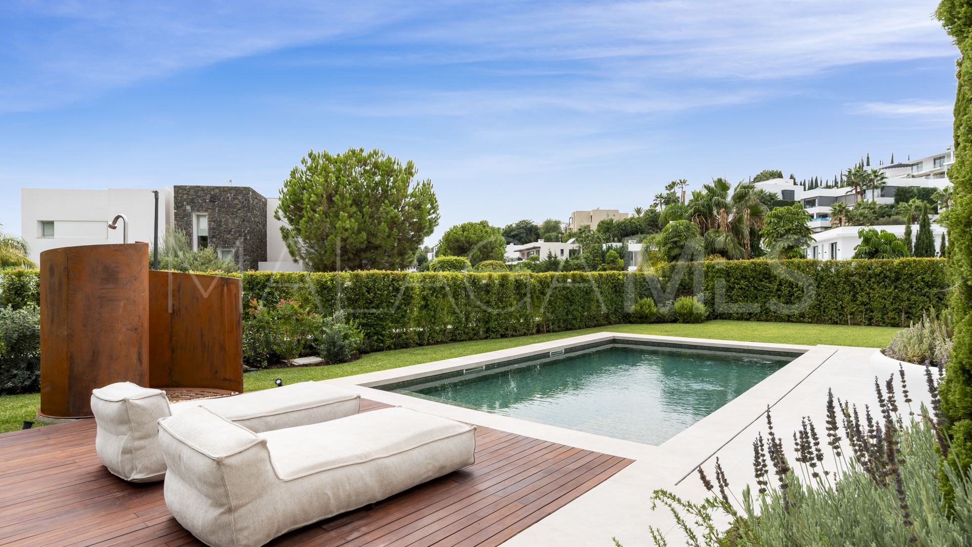 For sale La Alqueria house with 4 bedrooms