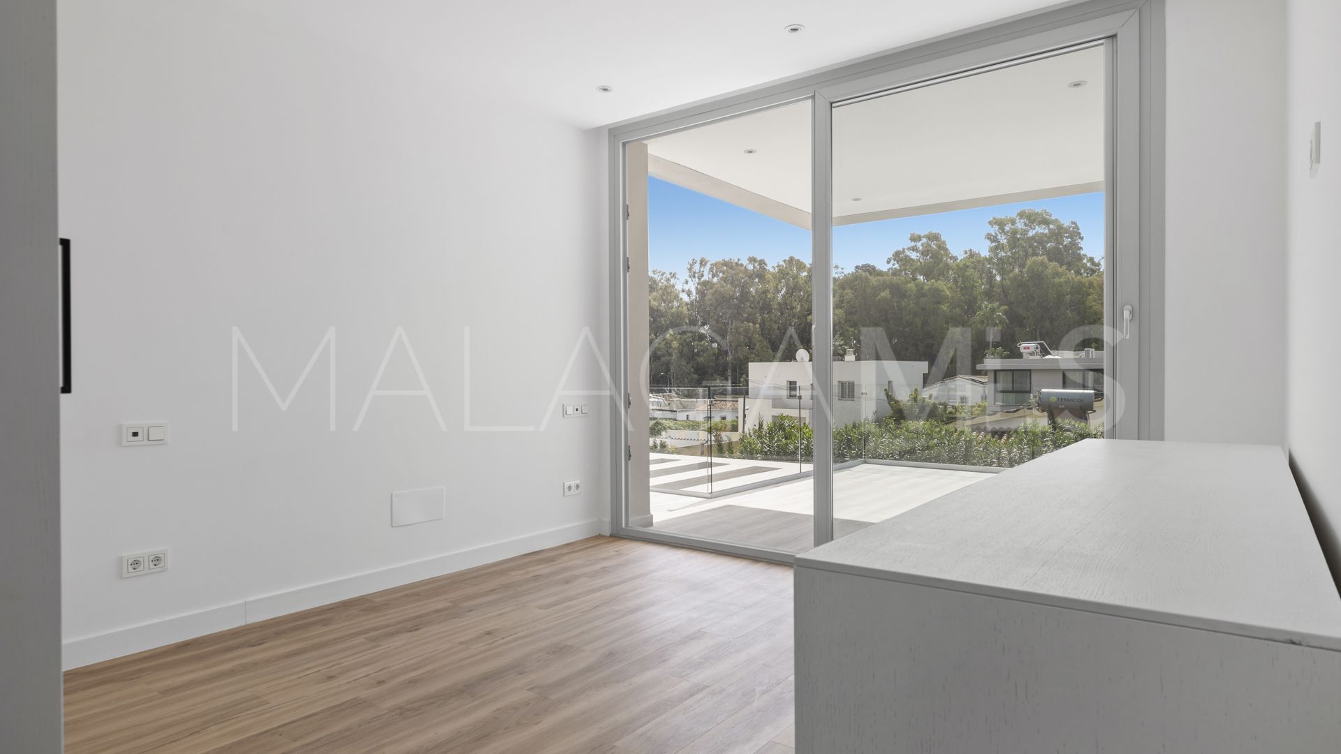 Las Adelfas, villa for sale