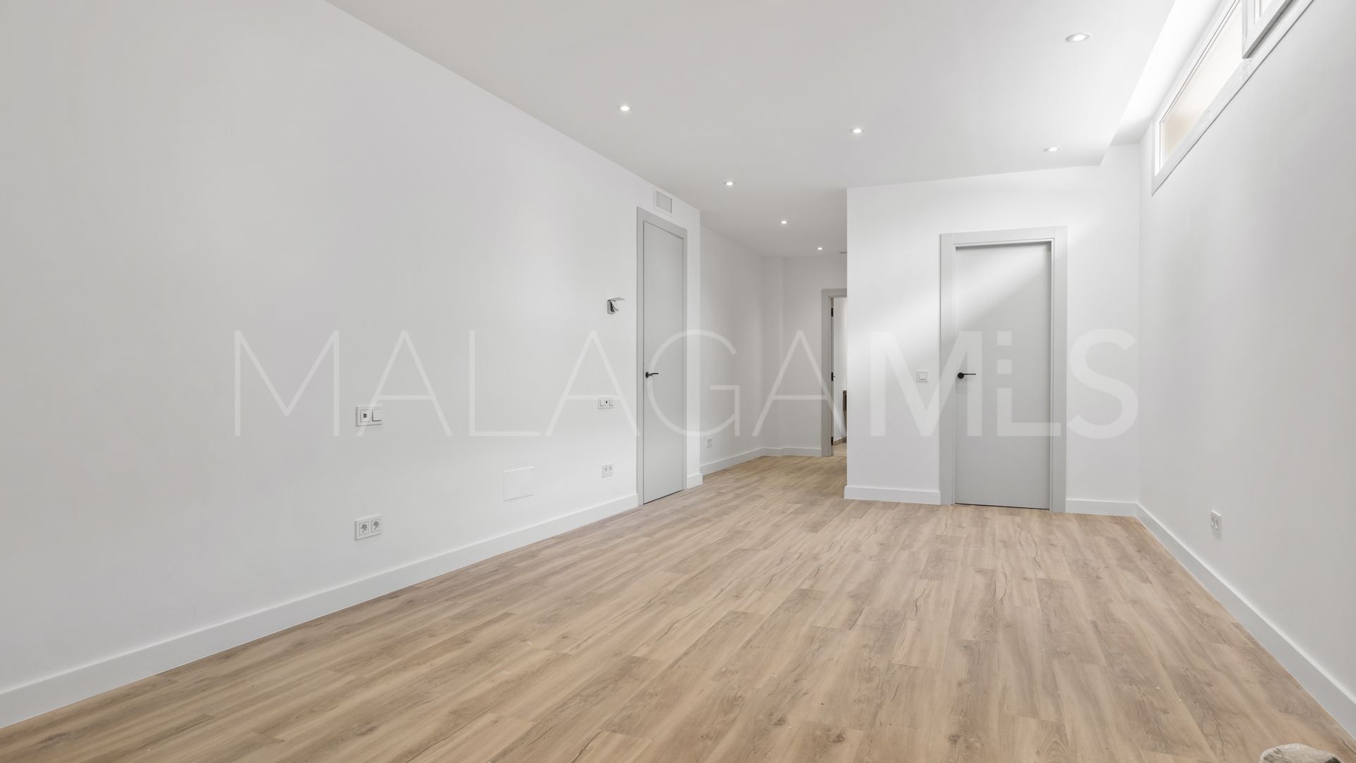 Las Adelfas, villa for sale