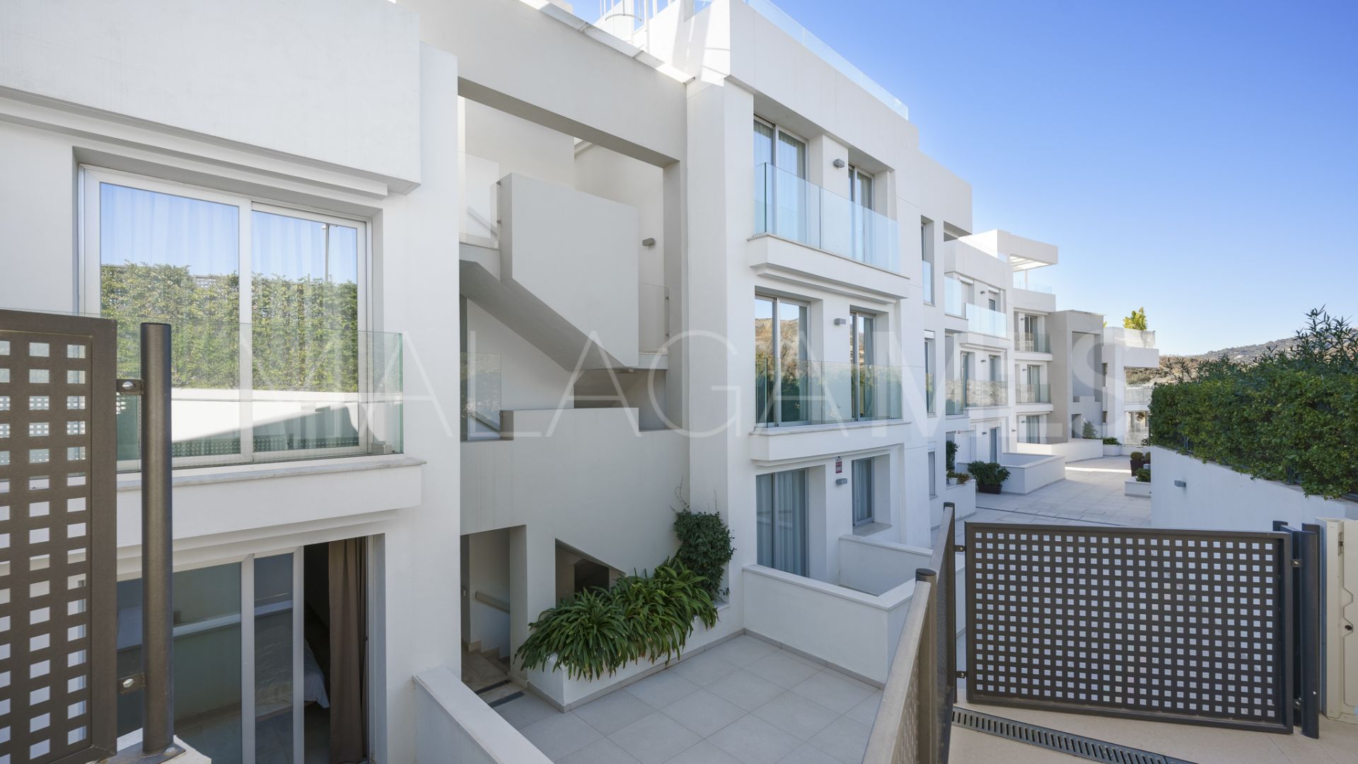 Tvåvånings takvåning for sale in La Morelia de Marbella