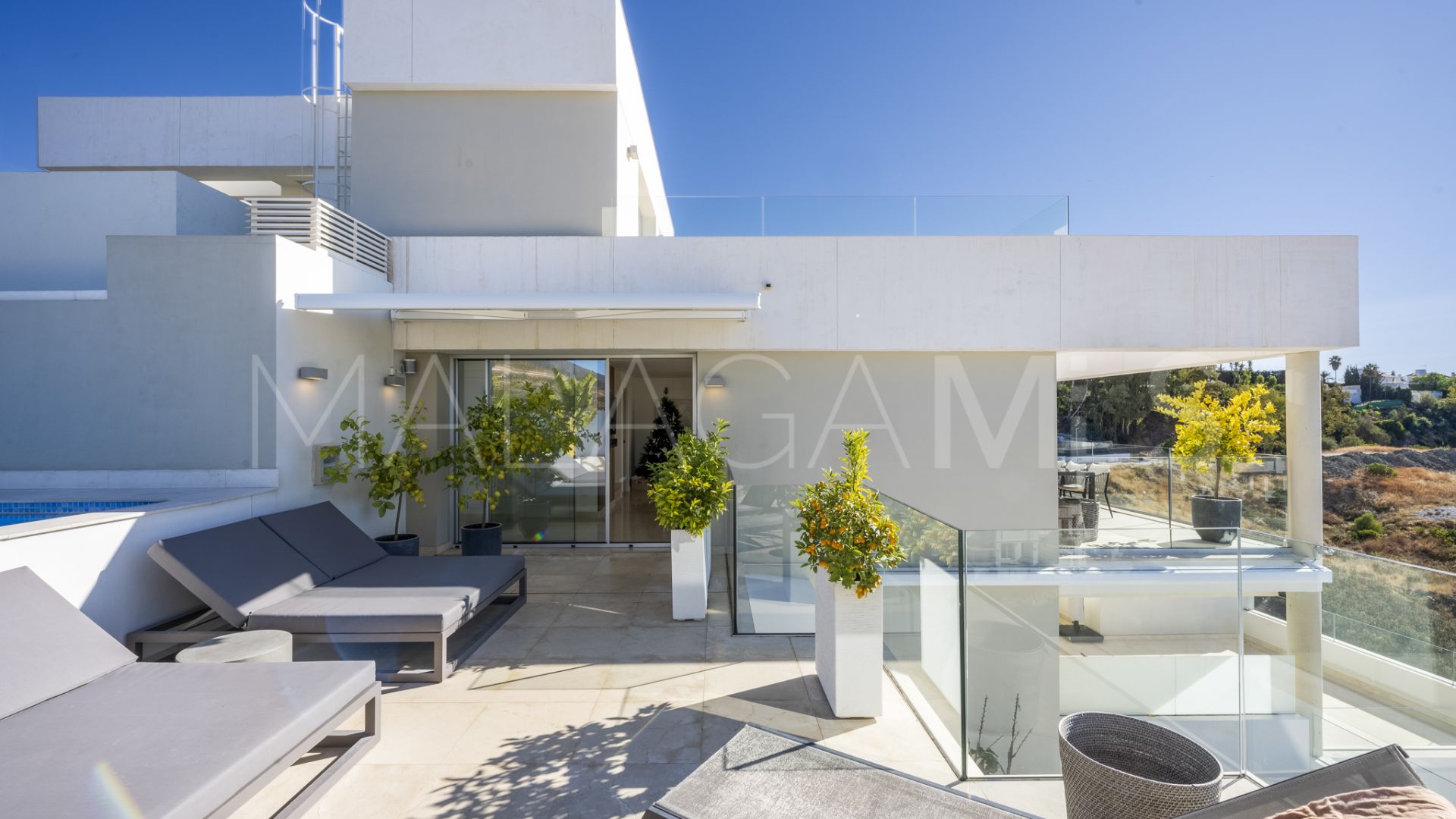 Tvåvånings takvåning for sale in La Morelia de Marbella