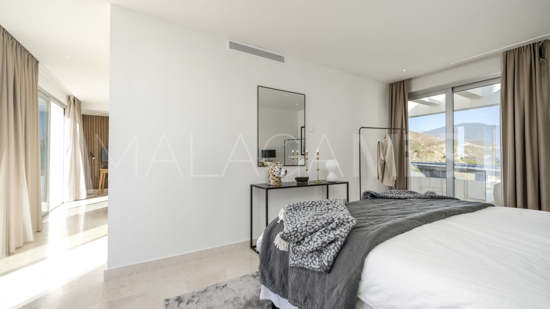 Tvåvånings takvåning for sale in La Morelia de Marbella