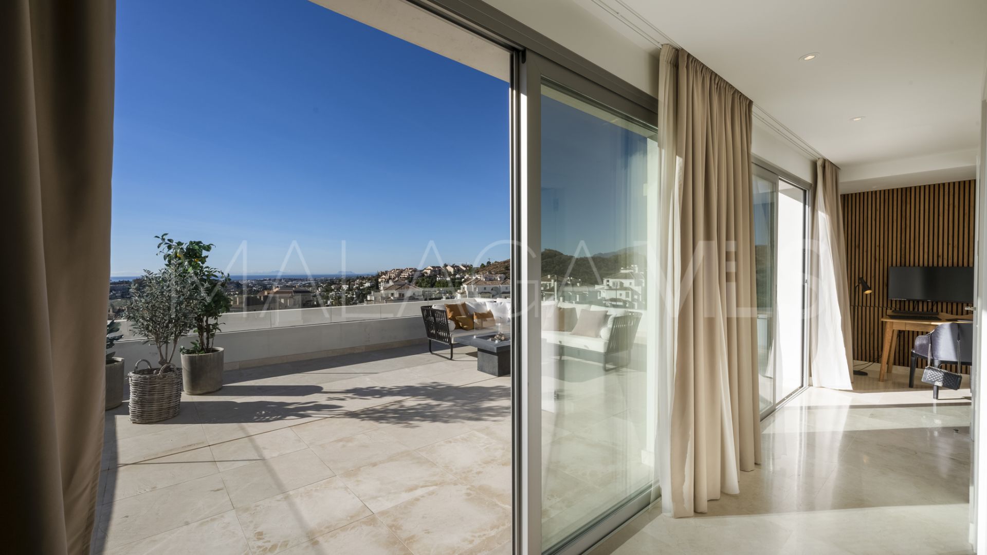 Tvåvånings takvåning for sale in La Morelia de Marbella