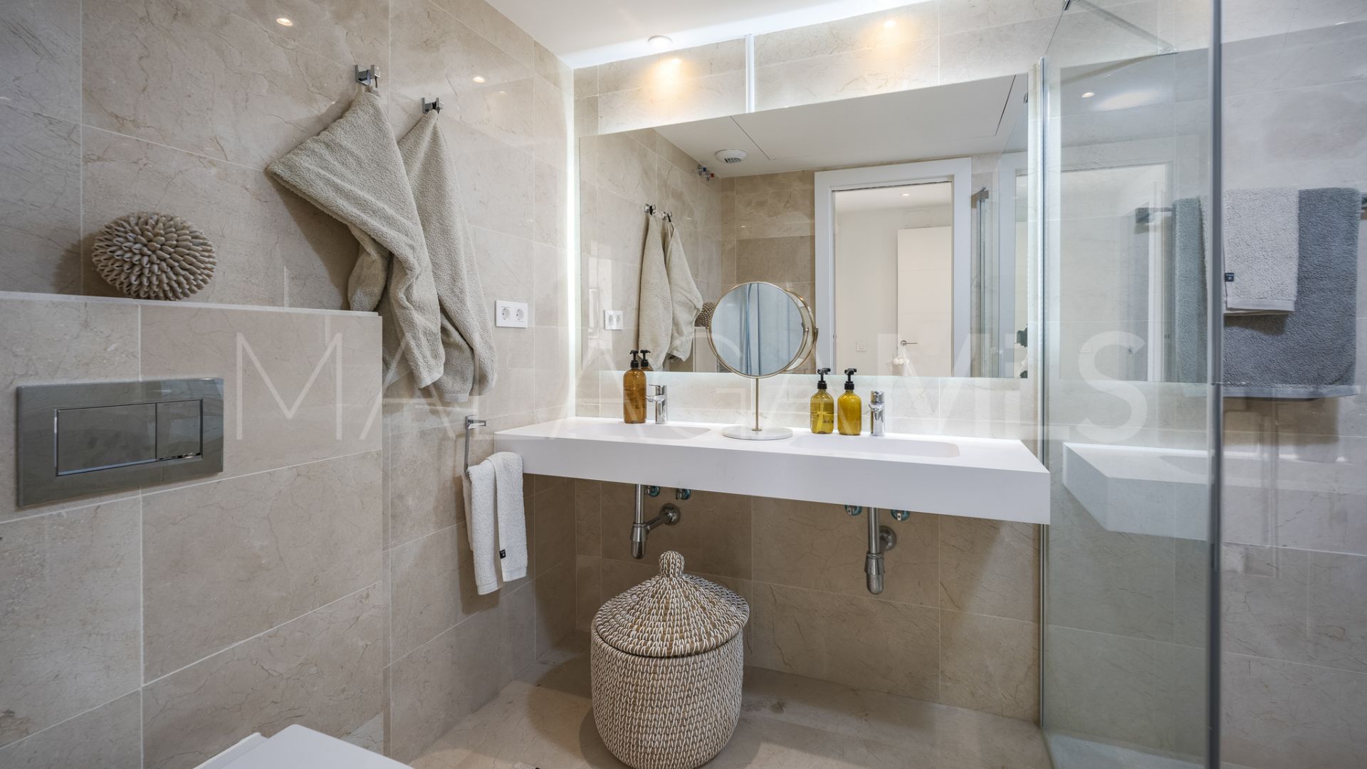 Tvåvånings takvåning for sale in La Morelia de Marbella