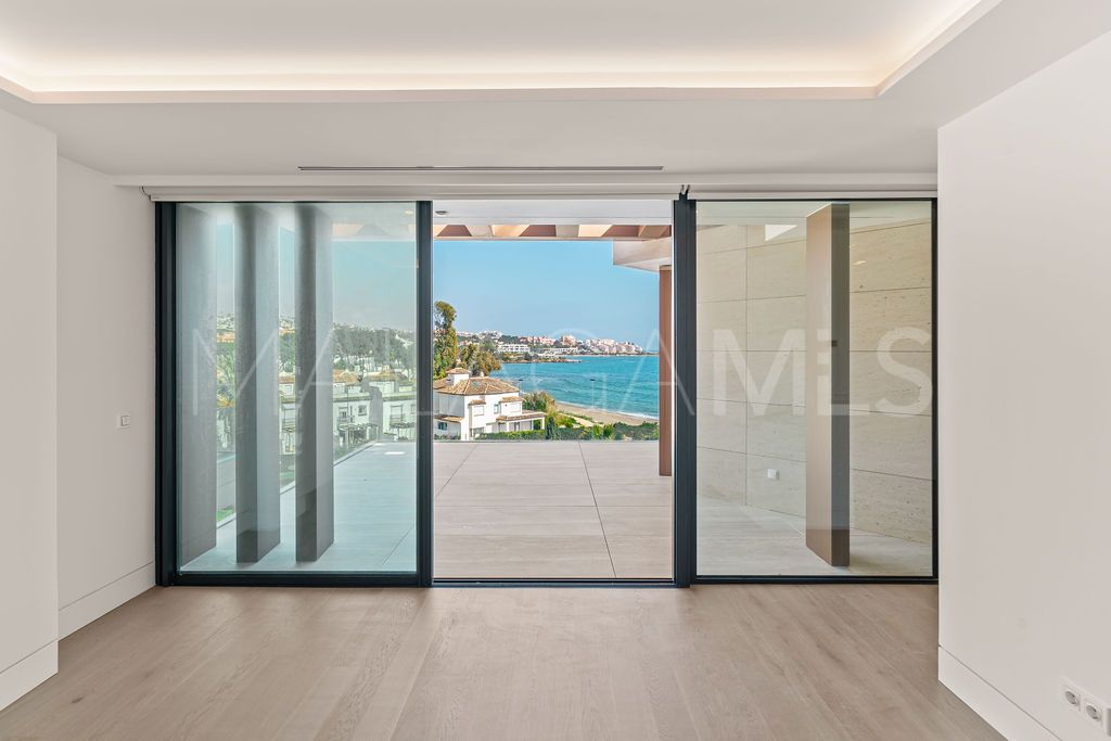 Duplex penthouse for sale in Estepona