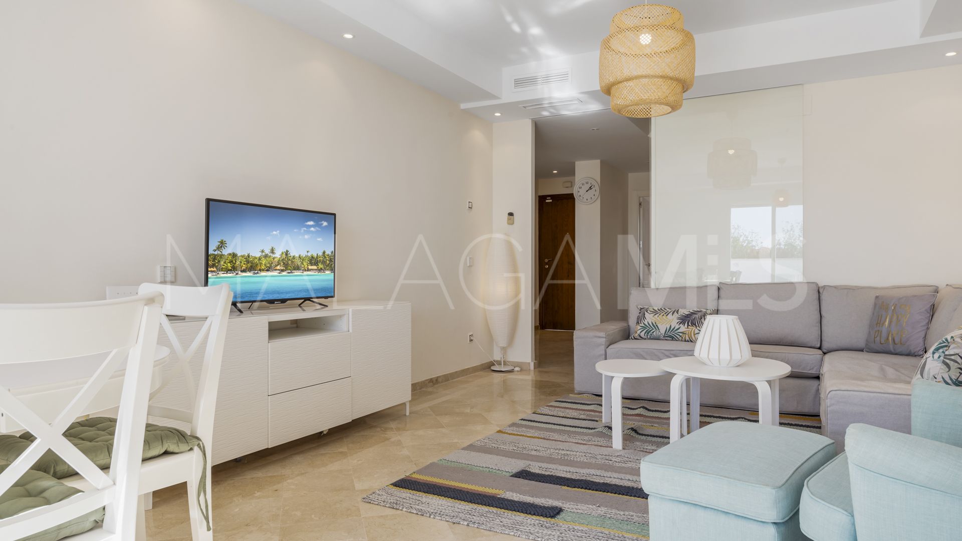 Tvåvåningslägenhet for sale in Aloha Royal