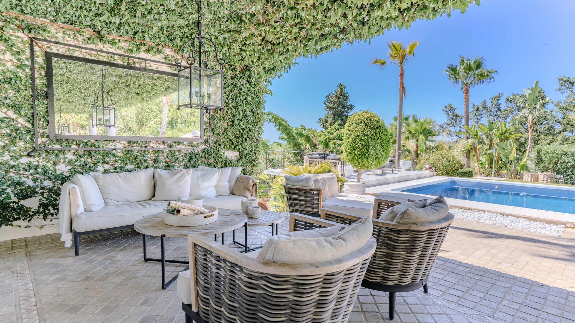 Villa for sale in Las Brisas del Golf
