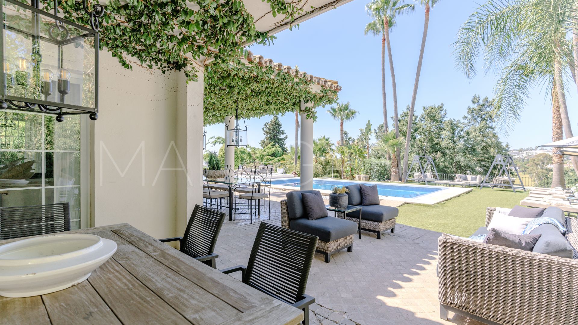 Villa for sale in Las Brisas del Golf