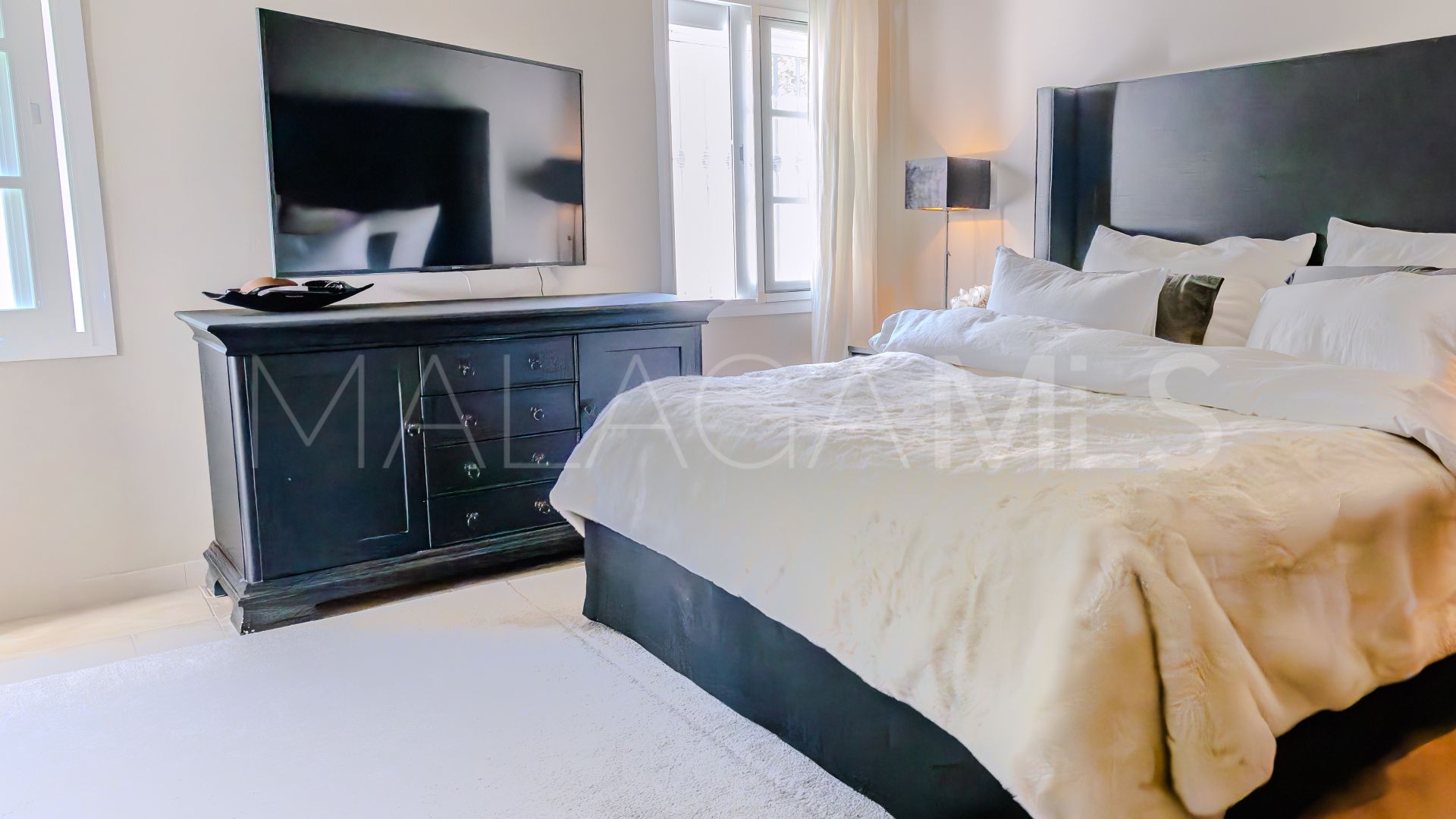 Villa for sale in Las Brisas del Golf