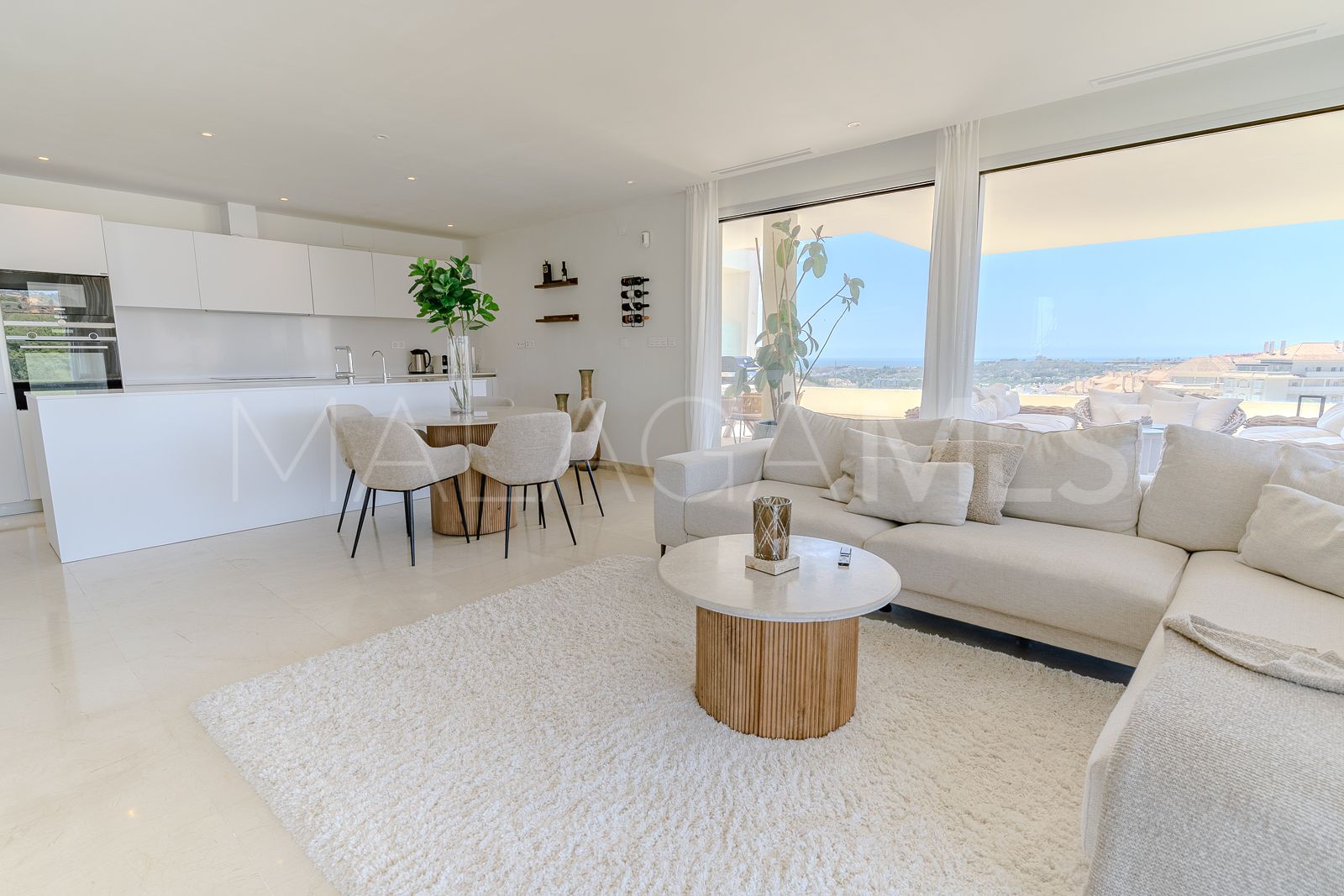 Duplex a la venta in Nueva Andalucia