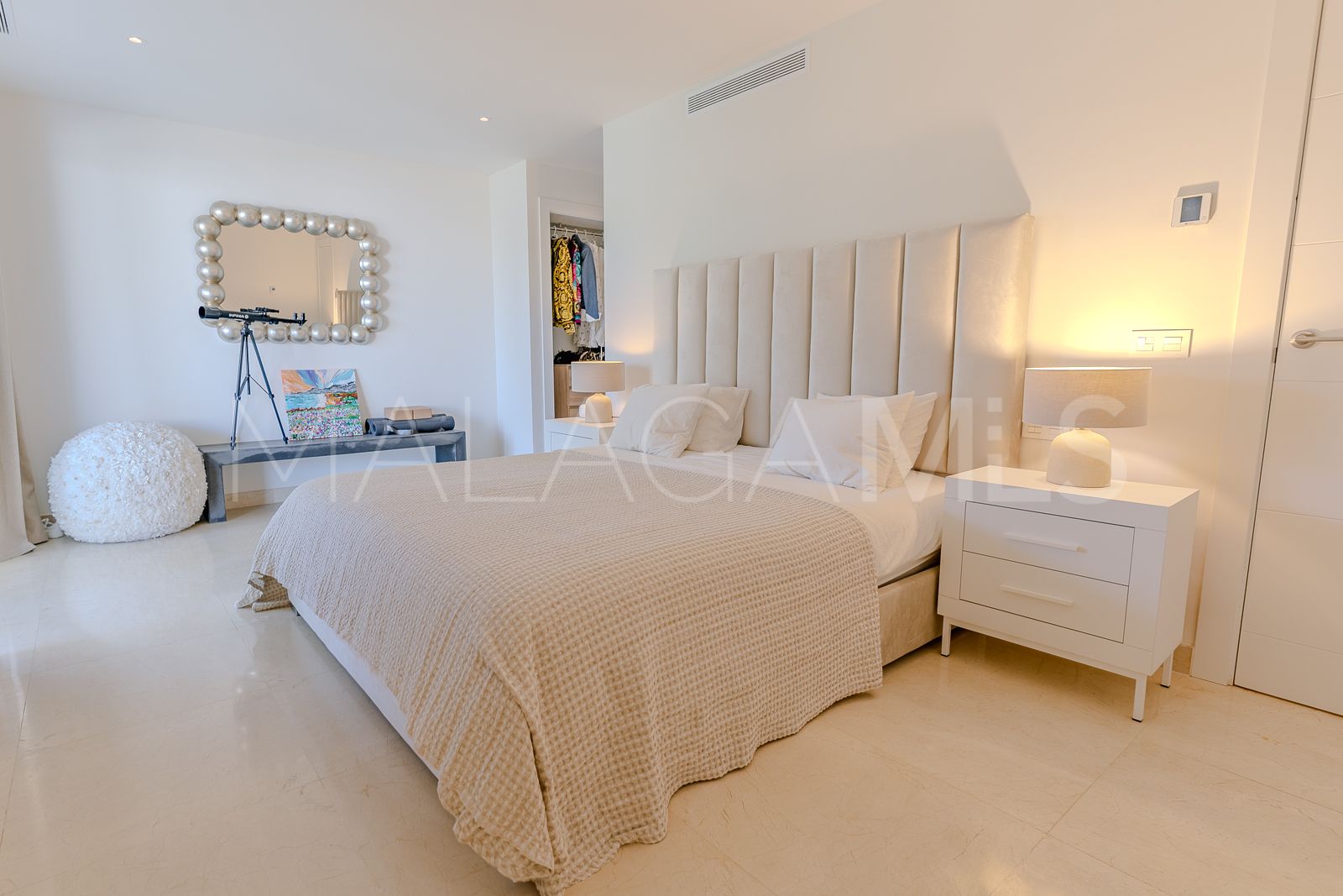 Duplex a la venta in Nueva Andalucia