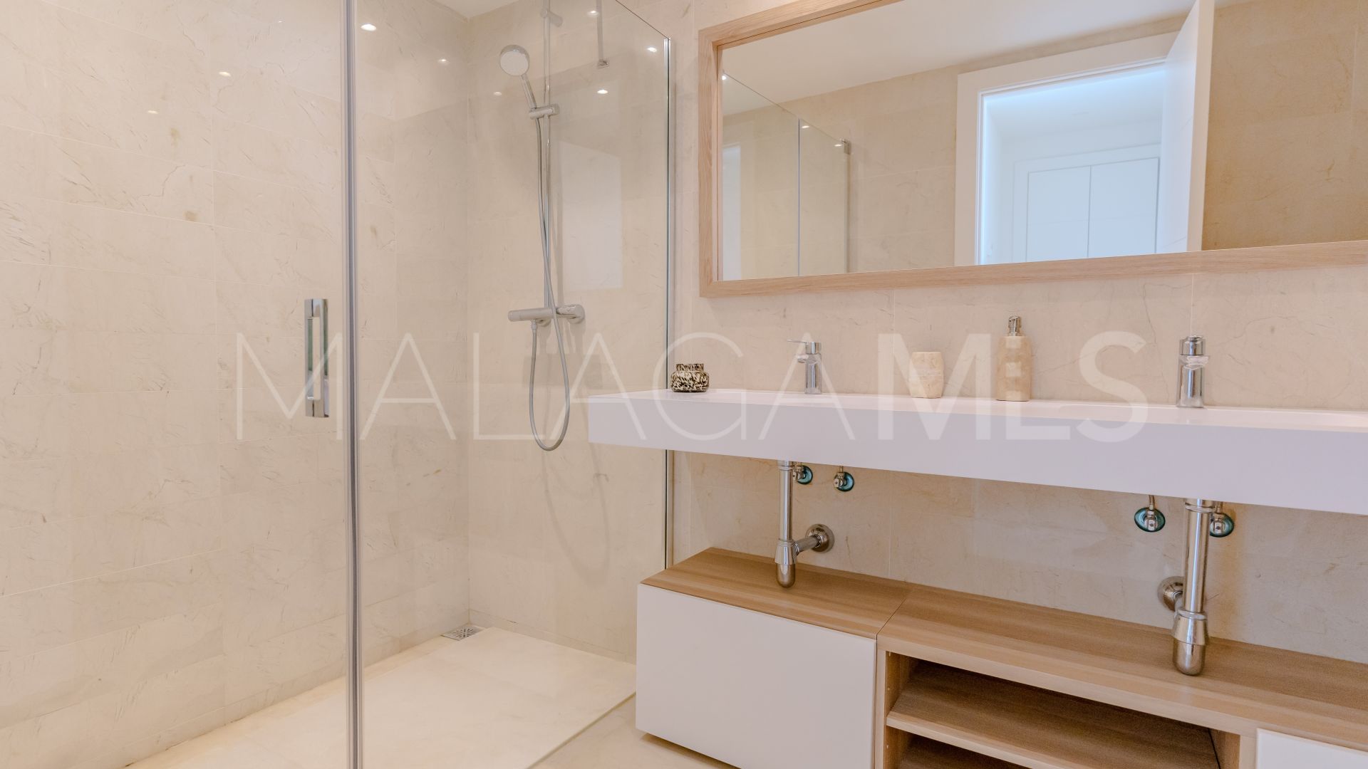 Duplex-wohnung for sale in La Morelia de Marbella