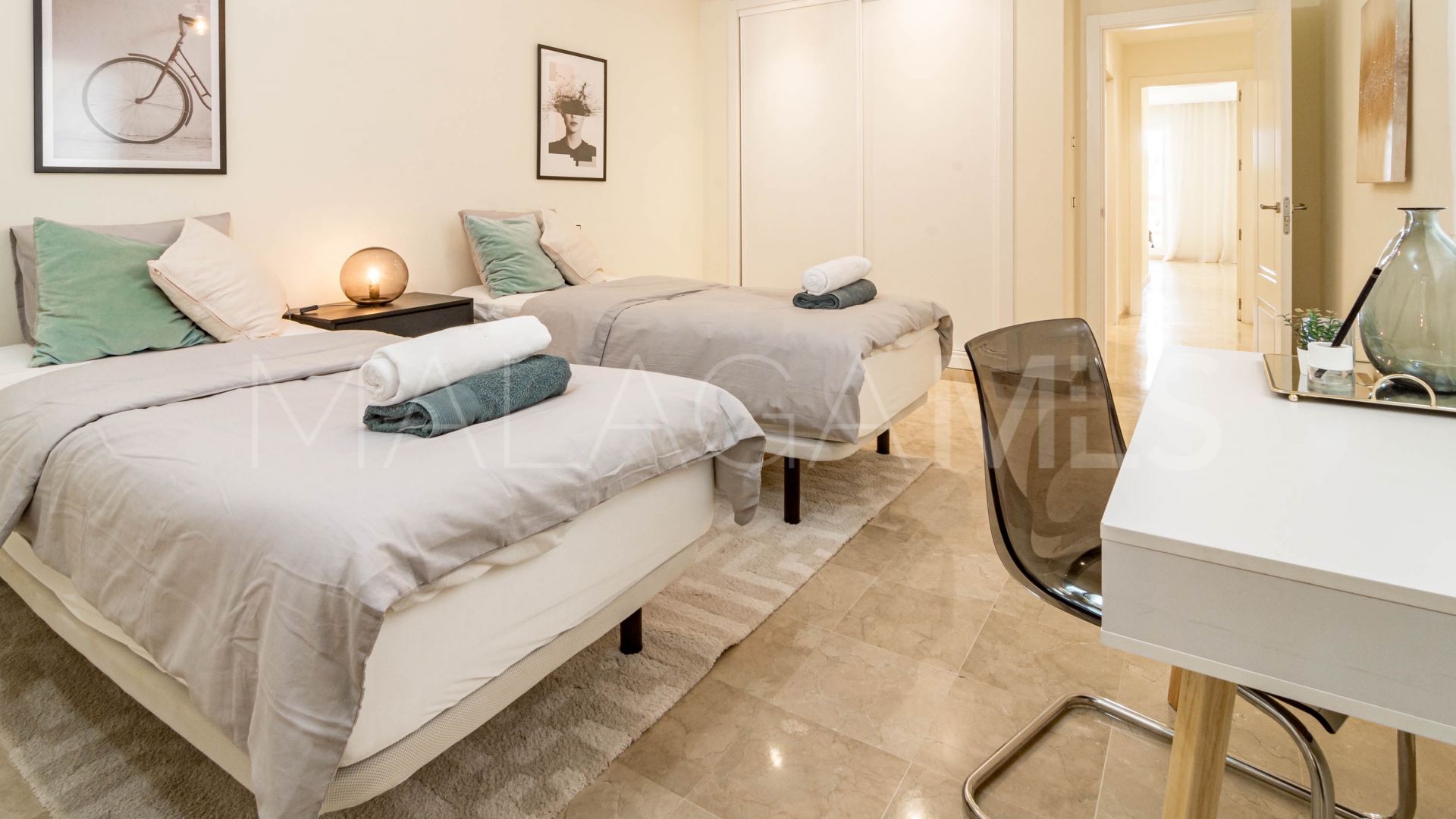 Nueva Andalucia, apartamento planta baja for sale de 2 bedrooms