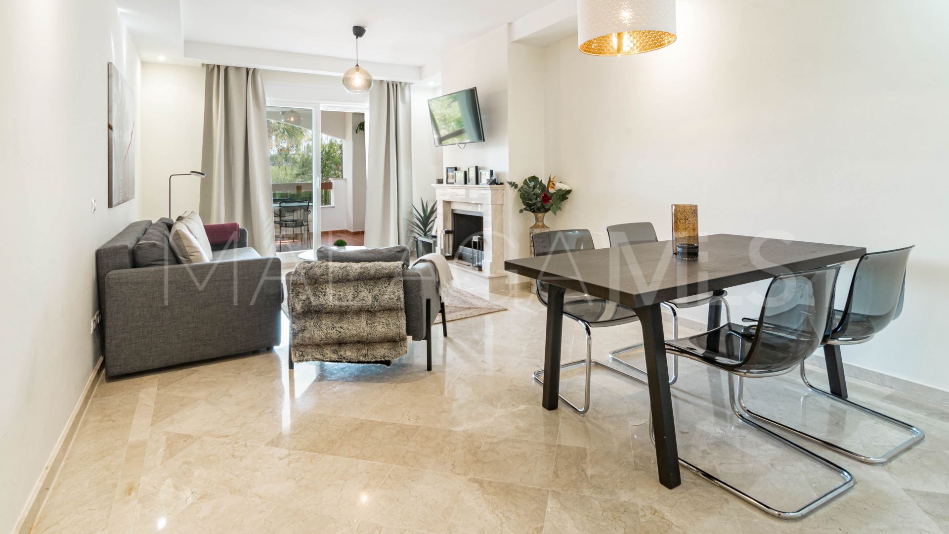 Appartement rez de chaussée for sale in Nueva Andalucia