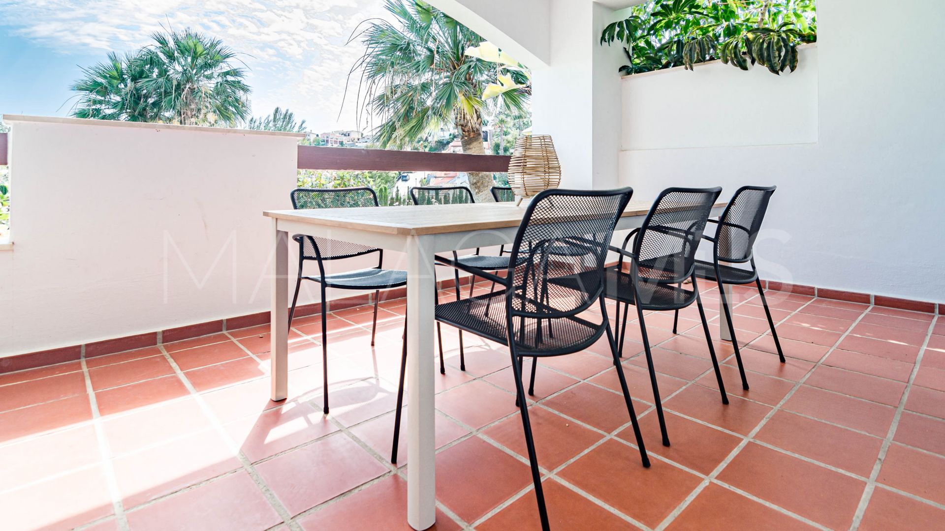 Appartement rez de chaussée for sale in Nueva Andalucia