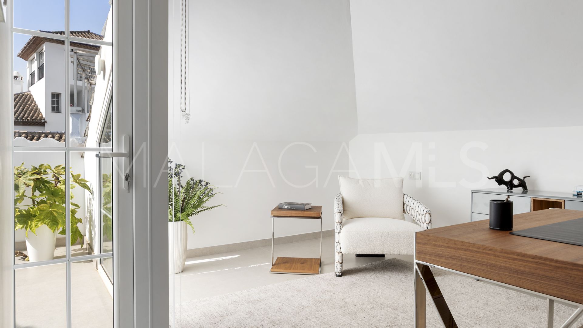 Zweistöckiges penthouse for sale in Nueva Andalucia