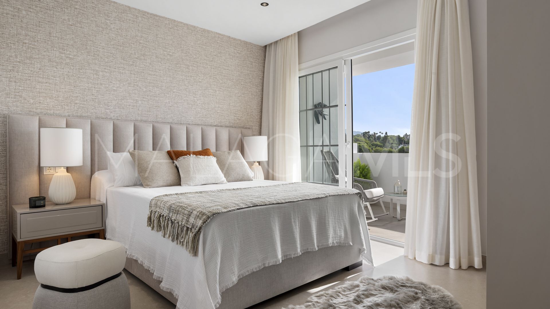 Zweistöckiges penthouse for sale in Nueva Andalucia