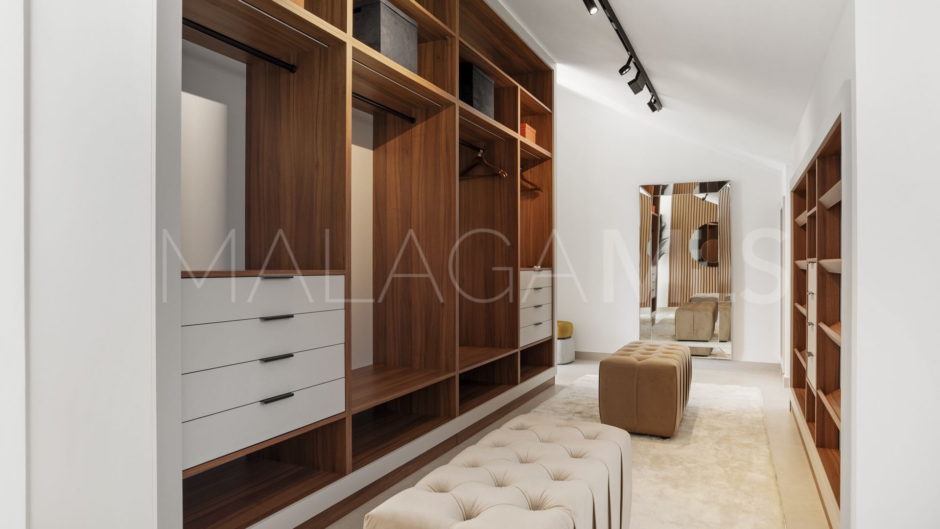 Zweistöckiges penthouse for sale in Nueva Andalucia