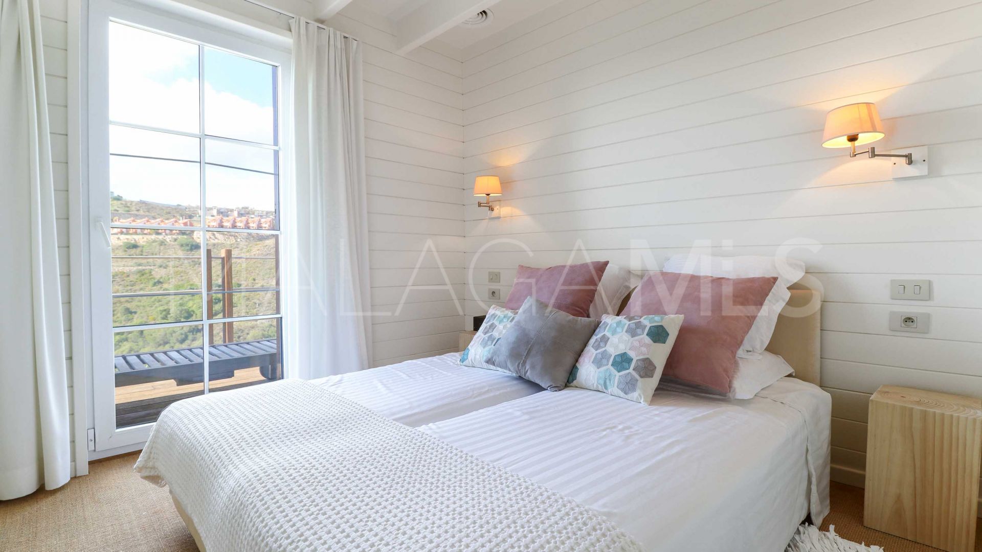 Villa for sale in Nueva Atalaya