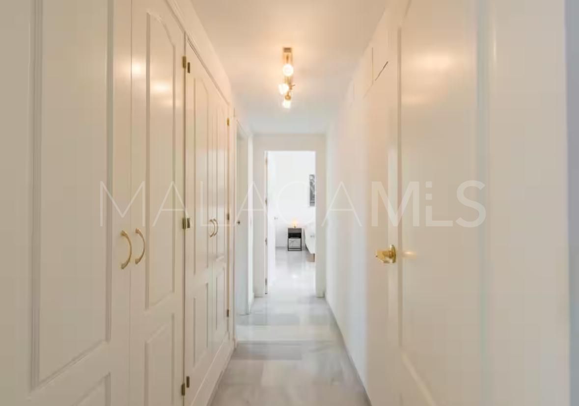 For sale Los Naranjos de Marbella 1 bedroom penthouse