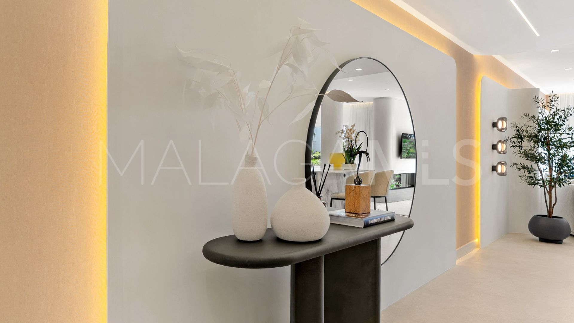 Apartamento planta baja for sale in Estepona Este