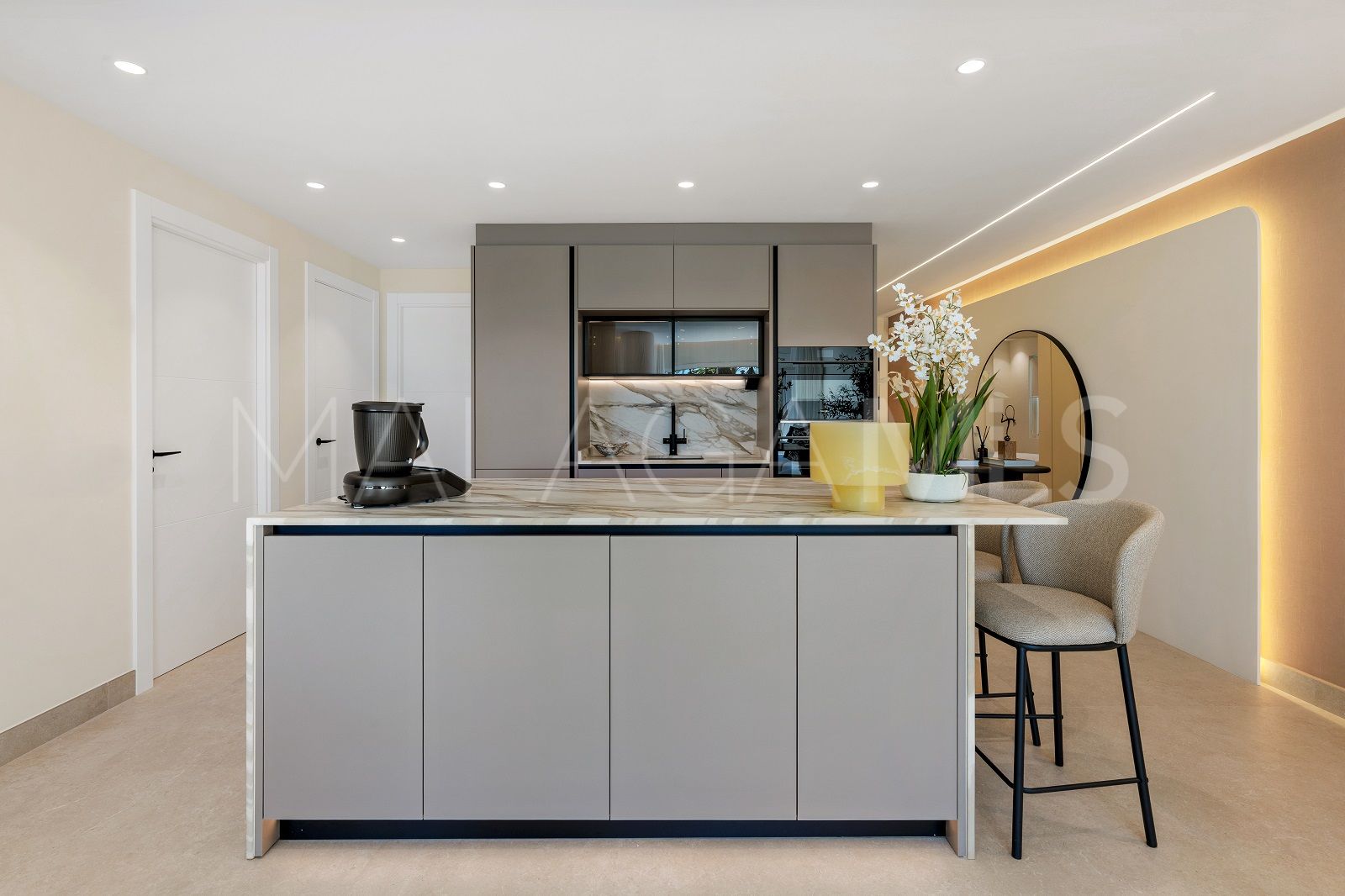 Apartamento planta baja for sale in Estepona Este