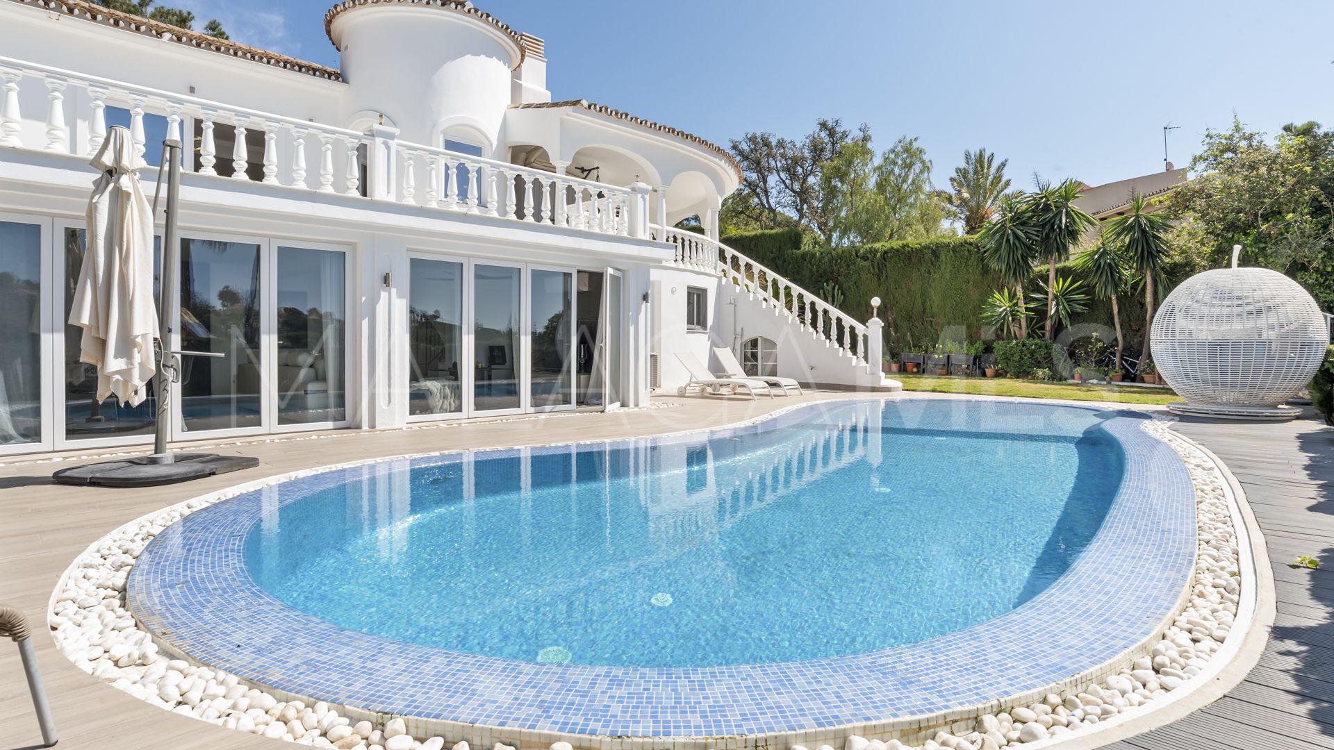 Hus i byn for sale in Marbella Öst