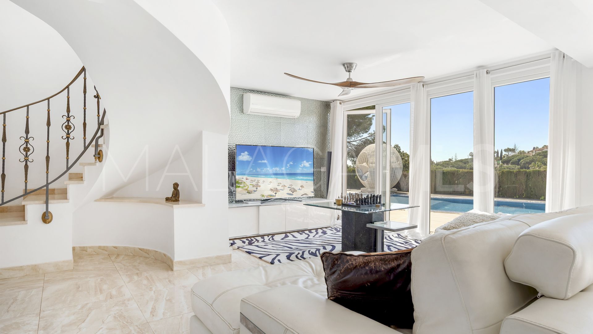 Hus i byn for sale in Marbella Öst