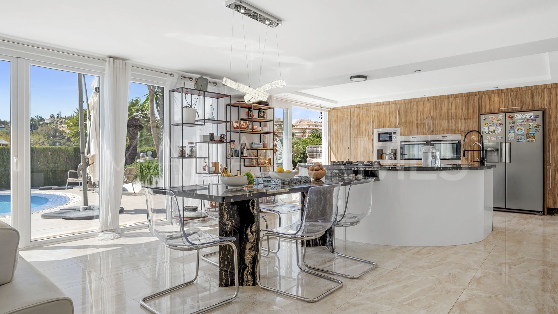 Hus i byn for sale in Marbella Öst